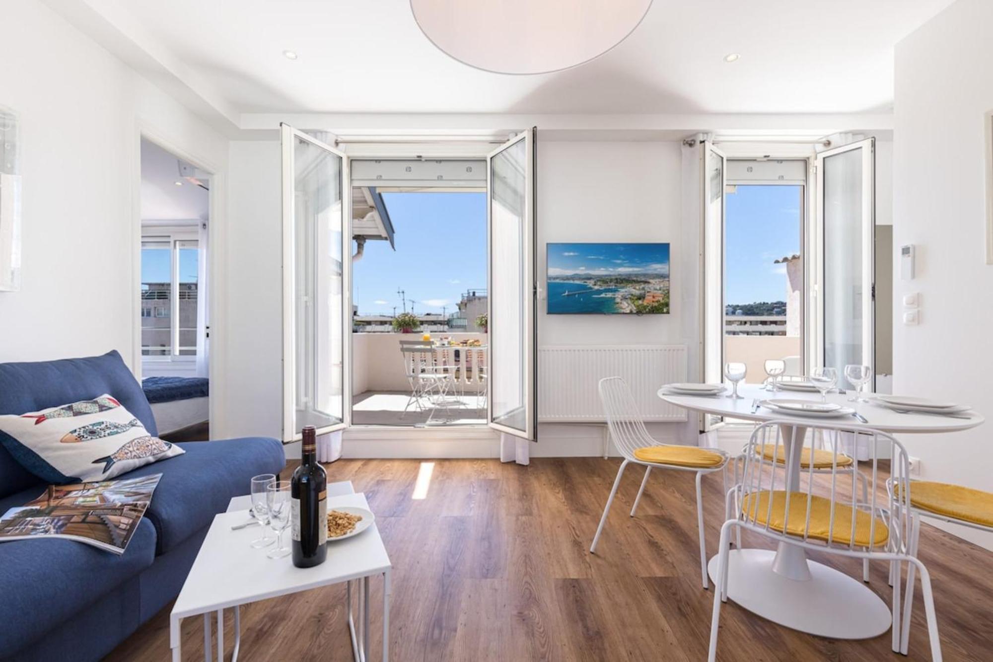 Spitalieri- Sunny Terrace With View -New Apartment Nice Exterior foto